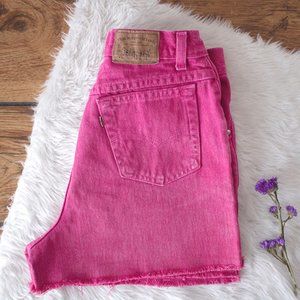 ⋆ pink levi's high rise shorts